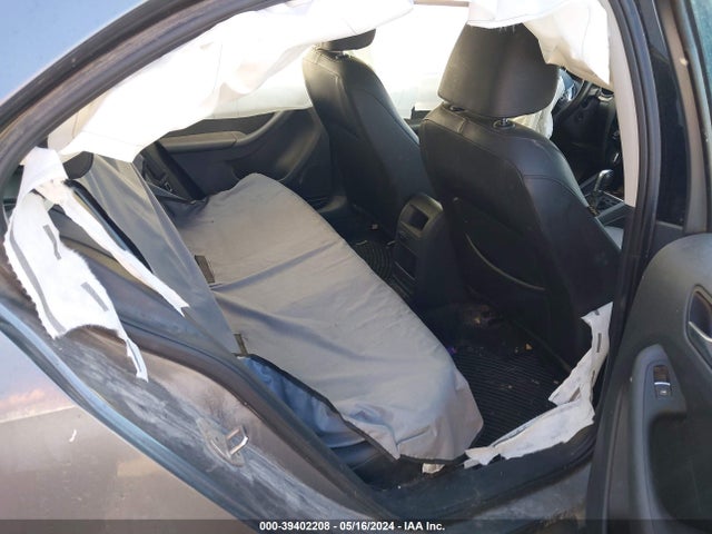3VWLA7AJ0FM276482 Volkswagen Jetta 2.0l Tdi Se