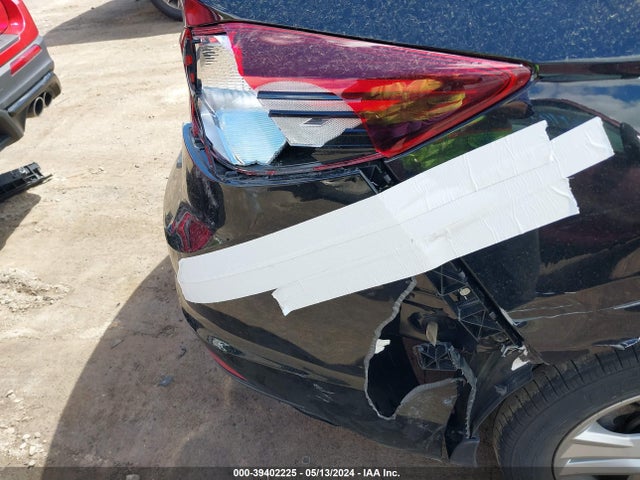 Hyundai Elantra Value Edition 2020 5NPD84LF4LH631858 Image 18
