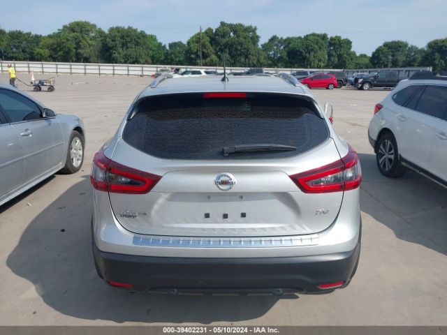 JN1BJ1BV7NW581119 Nissan Rogue Sport Sv Fwd Xtronic Cvt