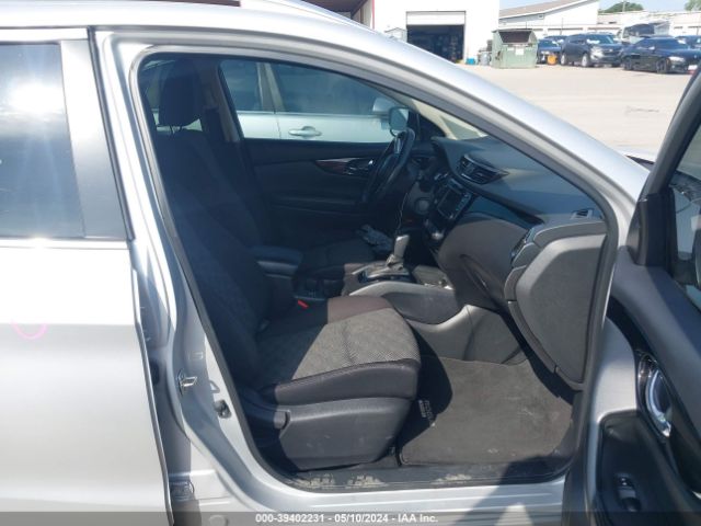 JN1BJ1BV7NW581119 Nissan Rogue Sport Sv Fwd Xtronic Cvt
