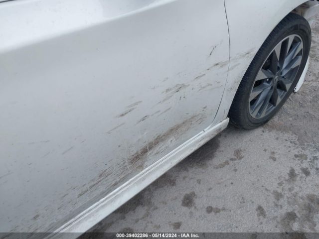 3N1CB7AP3HY302527 Nissan Sentra Sr Turbo