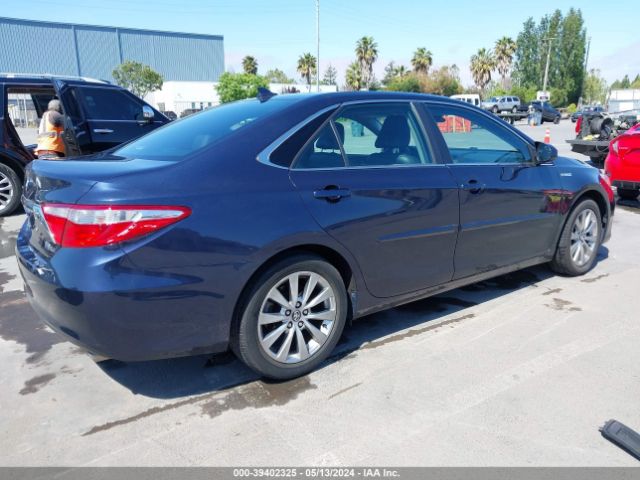 4T1BD1FK0HU222677 Toyota Camry Hybrid Xle