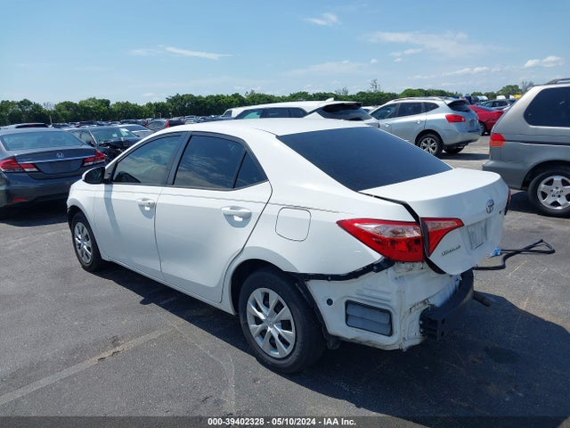 Toyota COROLLA L 2019 5YFBURHE6KP932620 Image 3