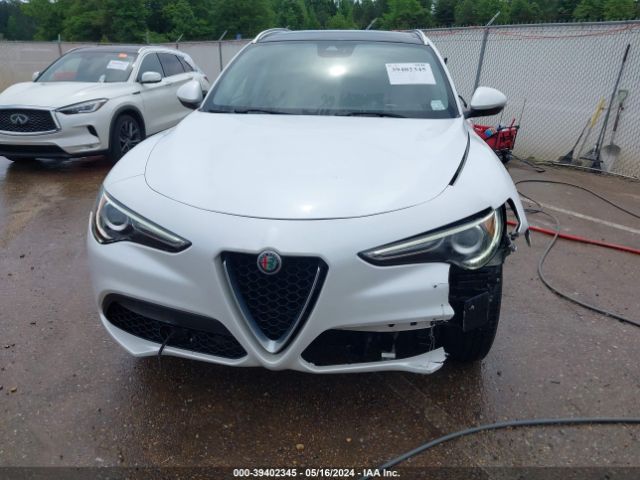 ZASFAKBN2J7B81162 Alfa Romeo Stelvio Ti Awd