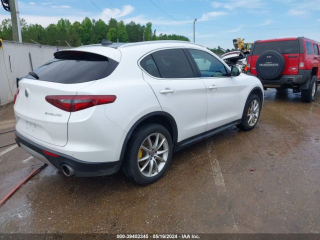 ZASFAKBN2J7B81162 Alfa Romeo Stelvio Ti Awd