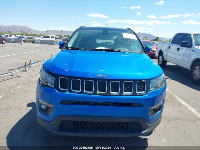 3C4NJCBB2LT129318 Jeep Compass Latitude Fwd