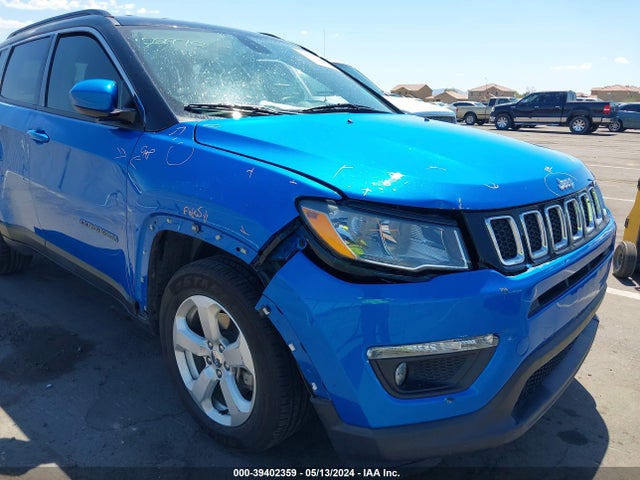 3C4NJCBB2LT129318 Jeep Compass Latitude Fwd