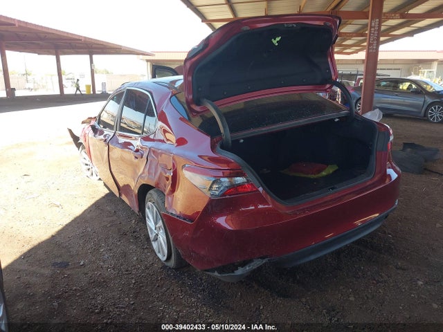 Toyota CAMRY LE 2021 4T1C11AK3MU553221 Image 3