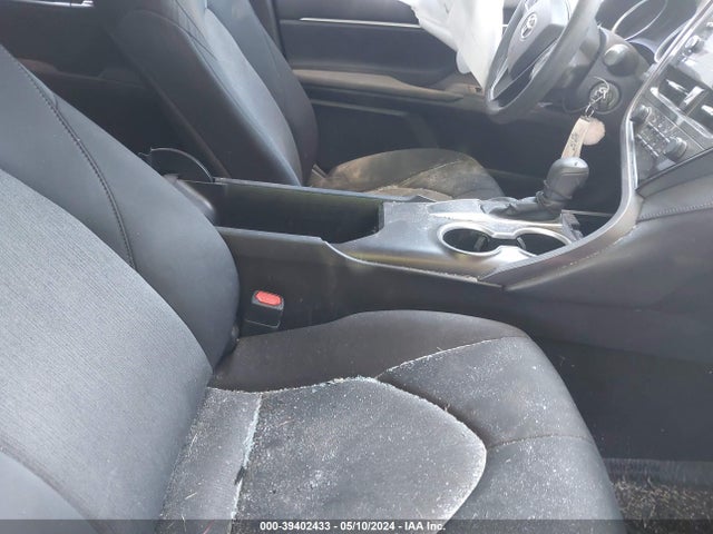 Toyota CAMRY LE 2021 4T1C11AK3MU553221 Image 5