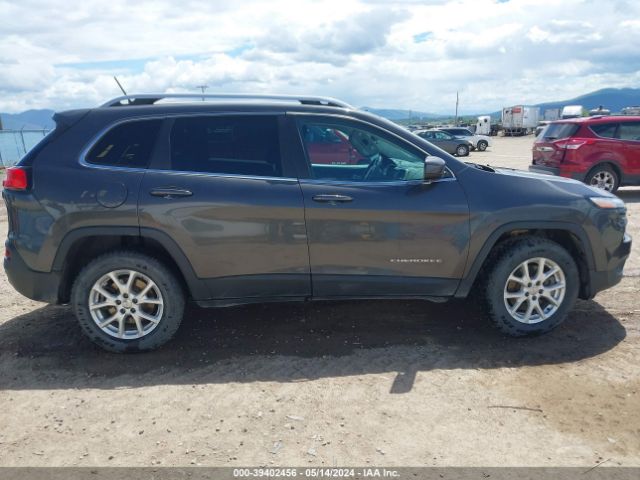 1C4PJMCSXEW213834 Jeep Cherokee Latitude