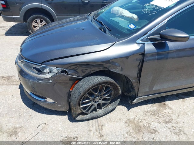 1C3CCCABXGN111999 Chrysler 200 Limited