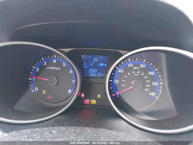 Hyundai TUCSON SE 2014 KM8JUCAG9EU853630 Image 7