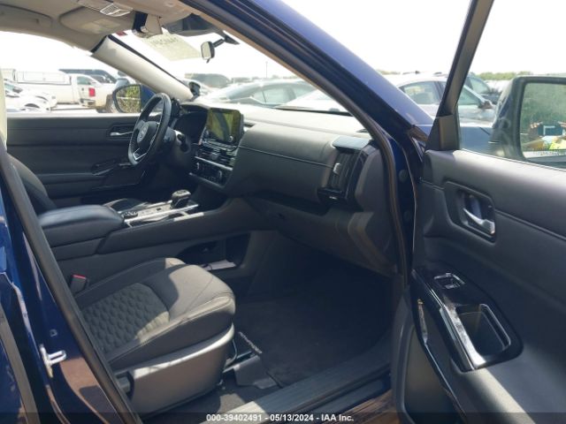 5N1DR3BC3NC214501 Nissan Pathfinder Sv 4wd