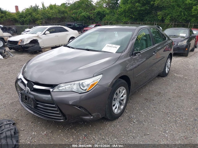 Toyota CAMRY LE 2015 4T4BF1FK4FR507279 Image 2