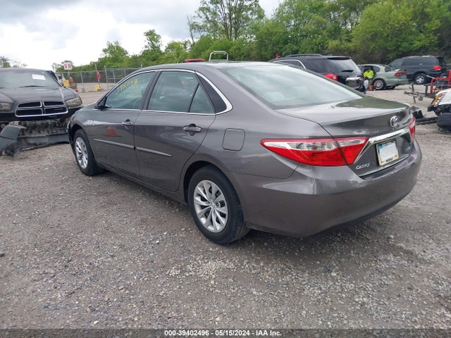 Toyota CAMRY LE 2015 4T4BF1FK4FR507279 Image 3
