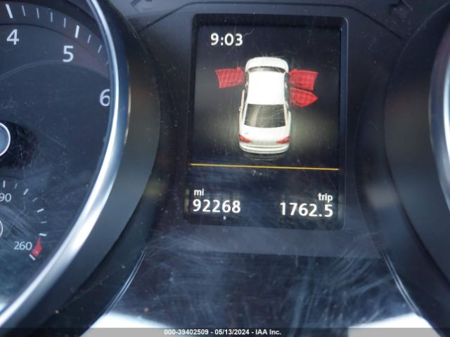 1VWBA7A36JC011119 Volkswagen Passat 2.0t Se