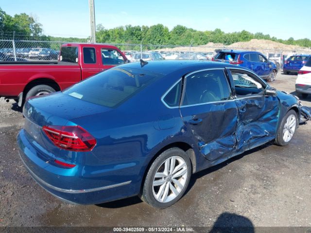 1VWBA7A36JC011119 Volkswagen Passat 2.0t Se