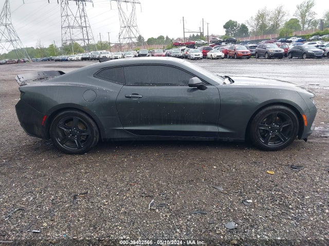 Chevrolet Camaro 1lt 2017 1G1FB1RS7H0215815 Image 13