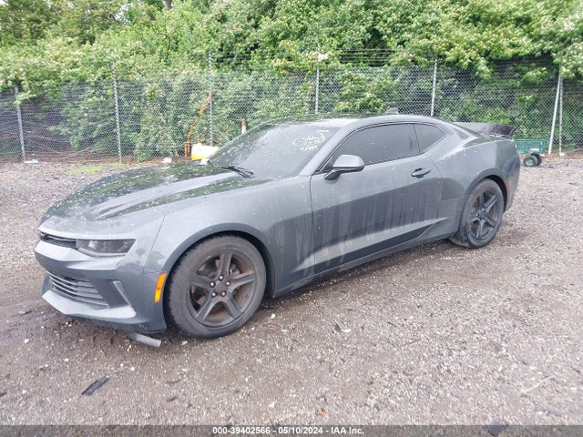 Chevrolet Camaro 1lt 2017 1G1FB1RS7H0215815 Image 2