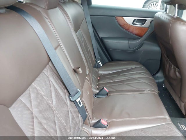 JN8CS1MW3FM480505 Infiniti QX70