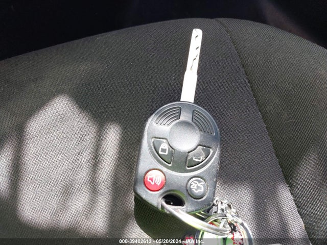 Ford FOCUS SE 2018 1FADP3FE0JL210881 Image 11