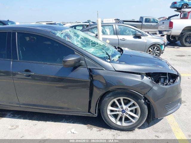 Ford FOCUS SE 2018 1FADP3FE0JL210881 Image 13