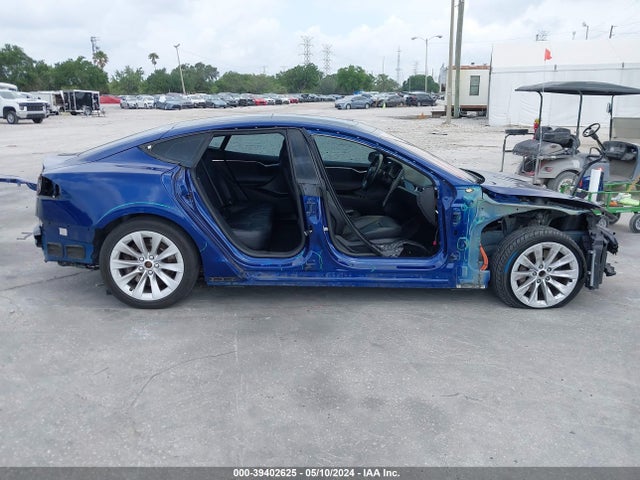 Tesla Model S 60/70/75/85 2016 5YJSA1E10GF156189 Image 14