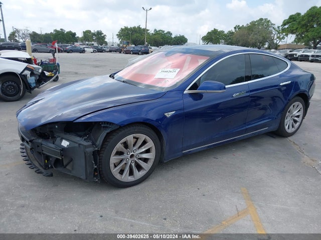 Tesla Model S 60/70/75/85 2016 5YJSA1E10GF156189 Image 2