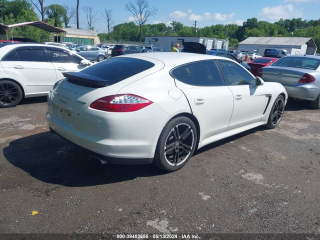 2011 PORSCHE PANAMERA WP0AA2A77BL013788 Photo 3