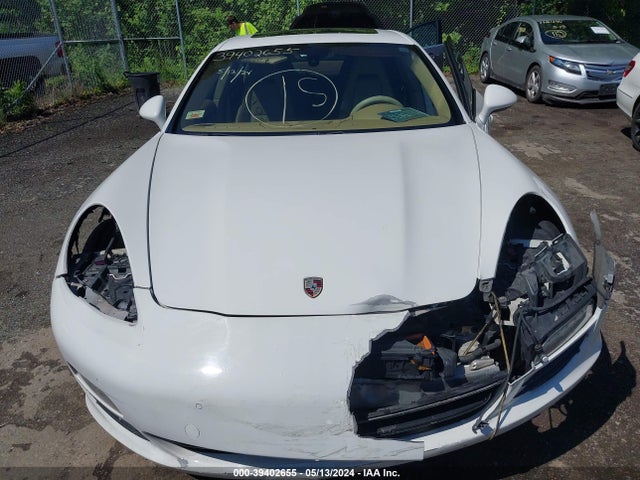 2011 PORSCHE PANAMERA WP0AA2A77BL013788 Photo 5