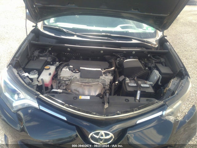 Toyota RAV4 LE 2016 2T3BFREV5GW478176 Image 10