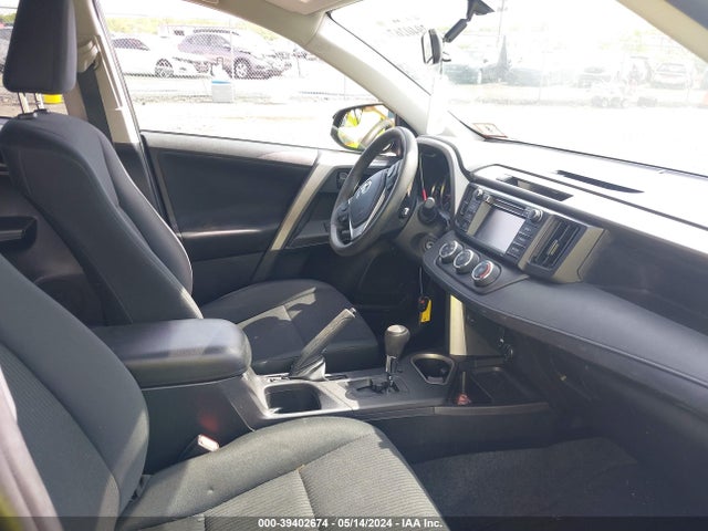 Toyota RAV4 LE 2016 2T3BFREV5GW478176 Image 5