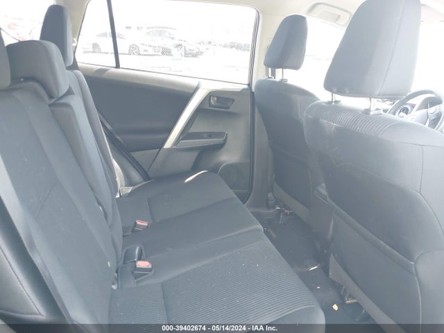 Toyota RAV4 LE 2016 2T3BFREV5GW478176 Image 8