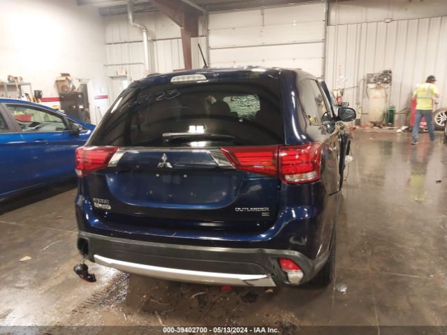 JA4AD3A38GZ051863 Mitsubishi Outlander Se