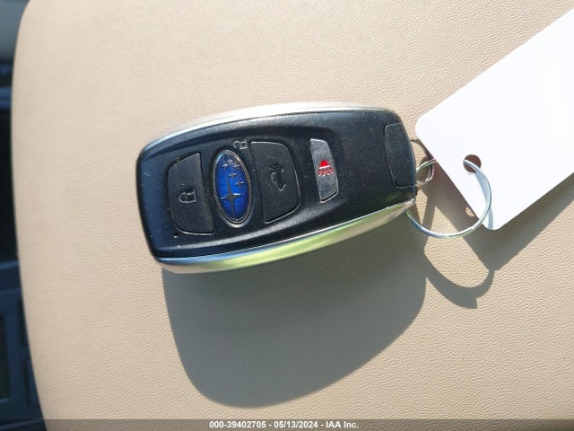Subaru Outback 2.5i Limited 2017 4S4BSANCXH3343996 Image 11