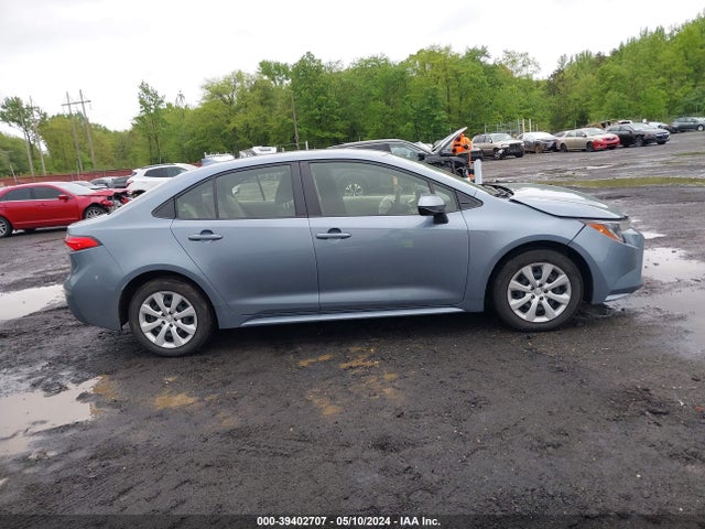 Toyota COROLLA LE 2022 JTDEPMAE3NJ205638 Image 13