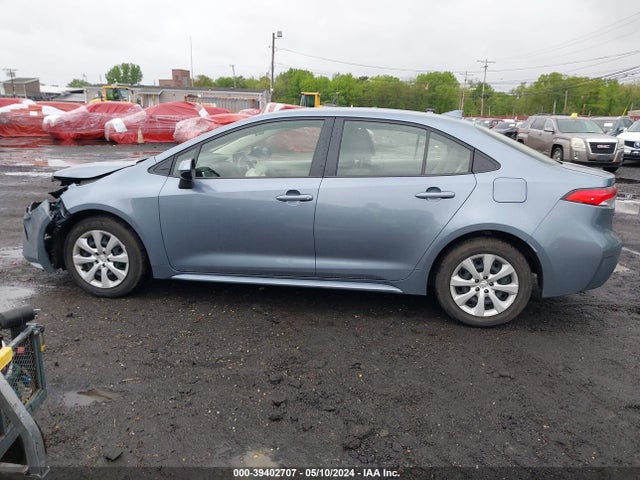 Toyota COROLLA LE 2022 JTDEPMAE3NJ205638 Image 14