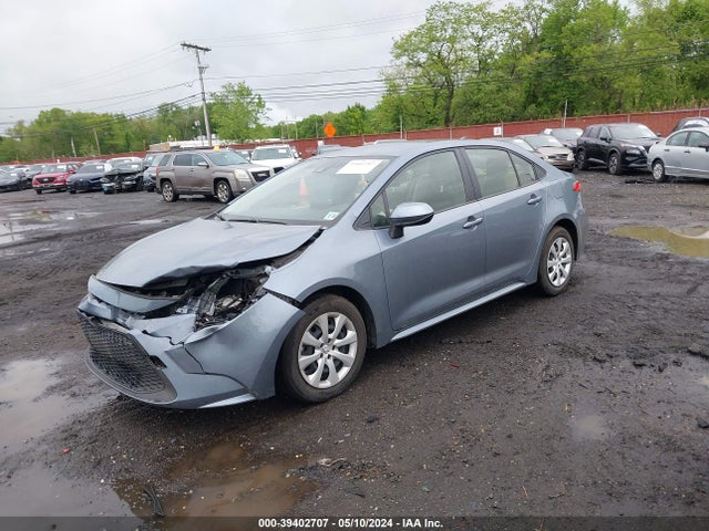Toyota COROLLA LE 2022 JTDEPMAE3NJ205638 Image 2