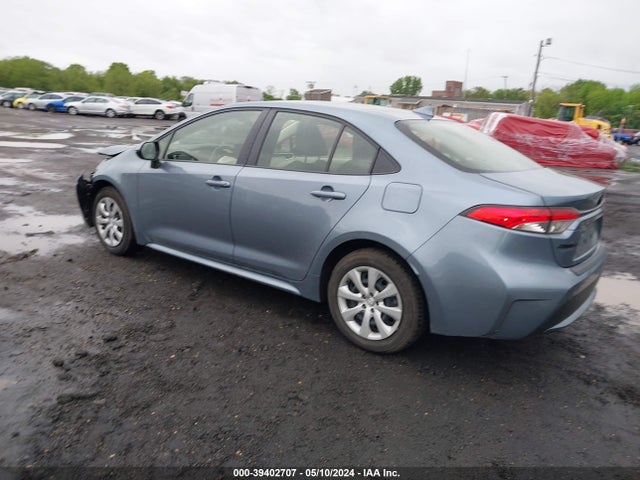 Toyota COROLLA LE 2022 JTDEPMAE3NJ205638 Image 3