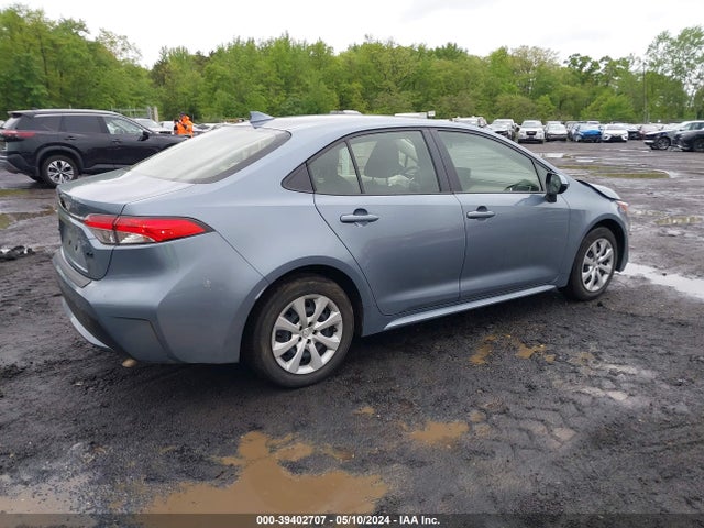 Toyota COROLLA LE 2022 JTDEPMAE3NJ205638 Image 4
