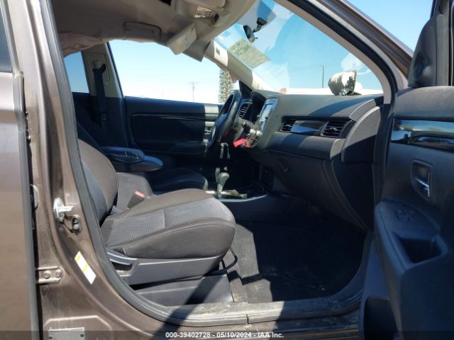 JA4AD2A31LZ008793 Mitsubishi Outlander Es 2.4