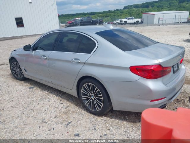 WBAJE5C38HG916644 BMW 540I