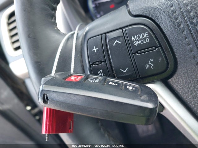 Toyota Highlander Xle 2018 5TDJZRFH5JS542947 Image 11