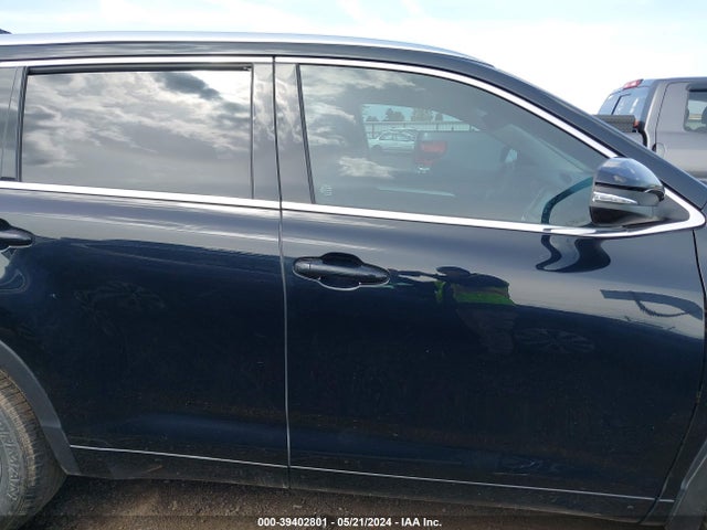 Toyota Highlander Xle 2018 5TDJZRFH5JS542947 Image 14