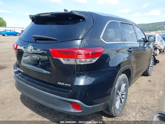 Toyota Highlander Xle 2018 5TDJZRFH5JS542947 Image 4