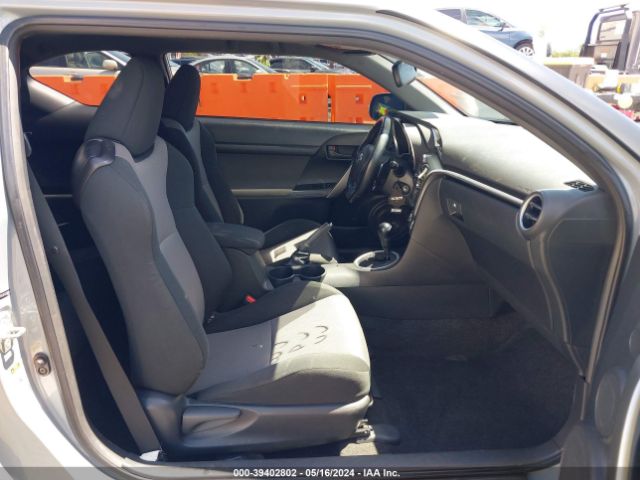 JTKJF5C72FJ004958 Scion TC
