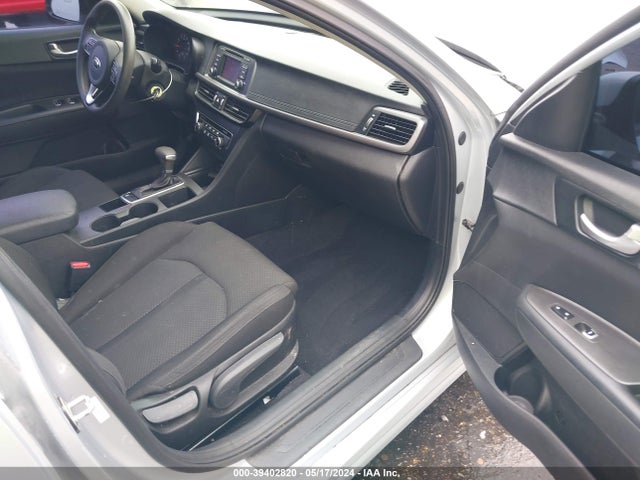 KIA Optima Lx 2017 5XXGT4L33HG169085 Image 5