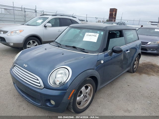2009 MINI COOPER CLUBMAN WMWML33559TX36488 Photo 1