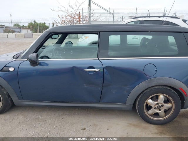 2009 MINI COOPER CLUBMAN WMWML33559TX36488 Photo 5