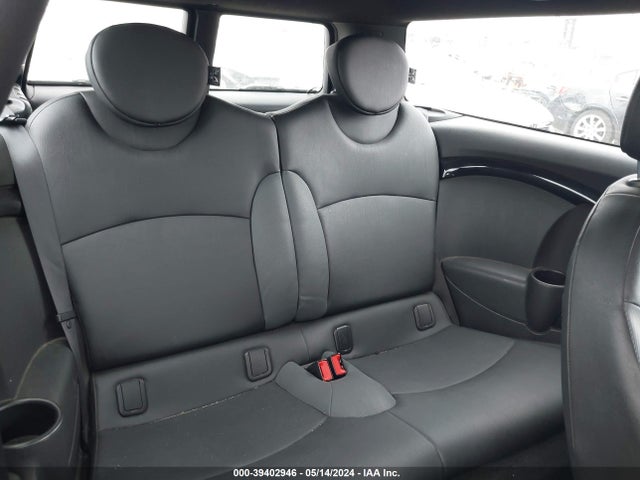 2009 MINI COOPER CLUBMAN WMWML33559TX36488 Photo 7